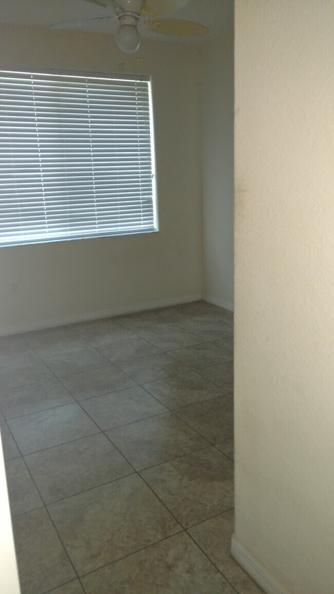 Foto del edificio - 1712 NE 9th Dr