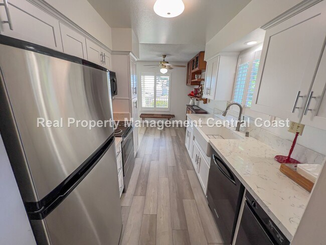 Building Photo - AVAILABLE JULY - Shell Beach Ocean View Co...