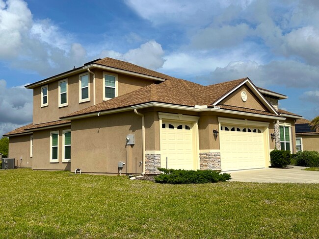 Foto del edificio - Stunning 4/4, Available Immediately, Fully...