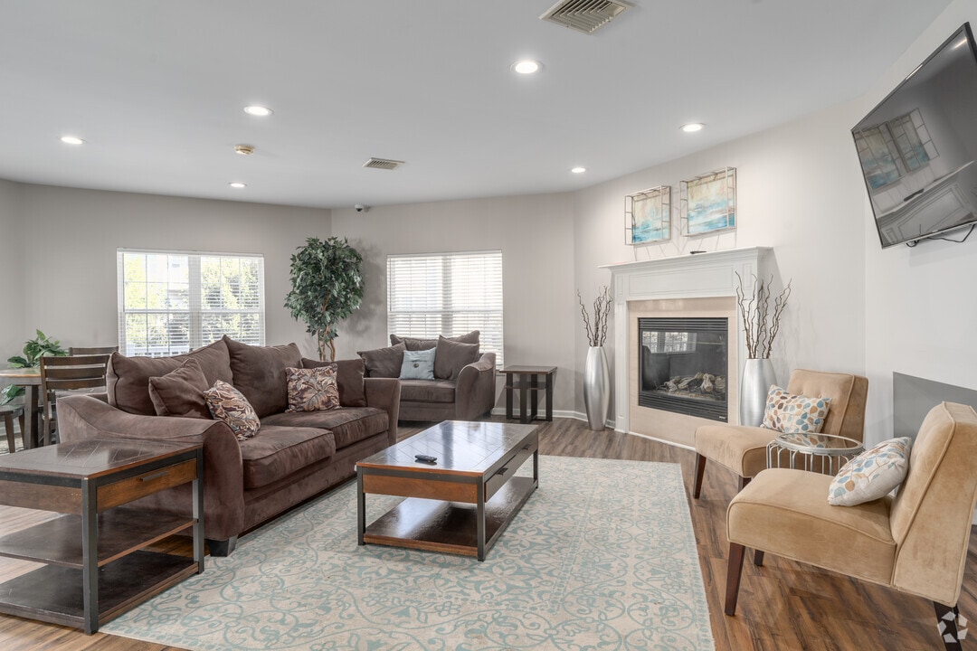 Saucon View Apartments primary photo