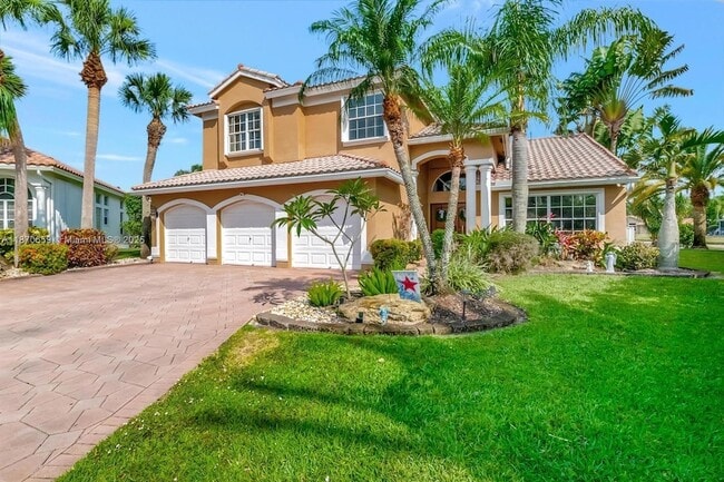 Building Photo - 19314 King Palm Ct