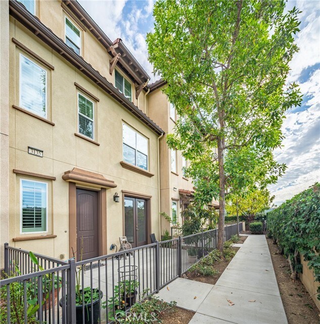 Foto del edificio - 3135 Marigold Cir