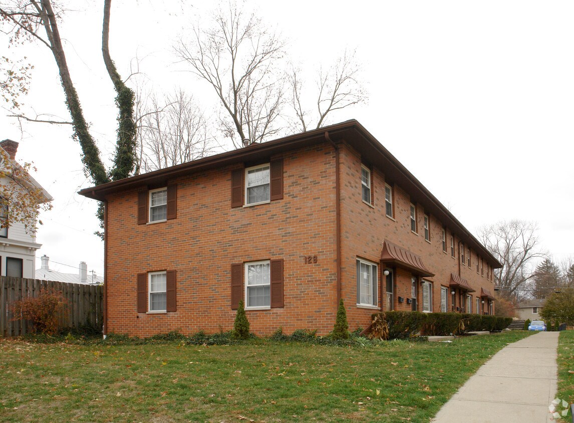 128 N Washington St, Delaware, OH 43015 Apartments in Delaware, OH