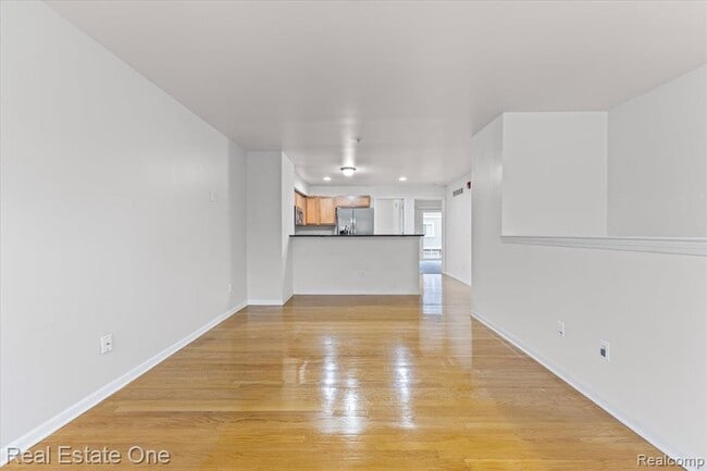 Building Photo - 1084 Faulkner