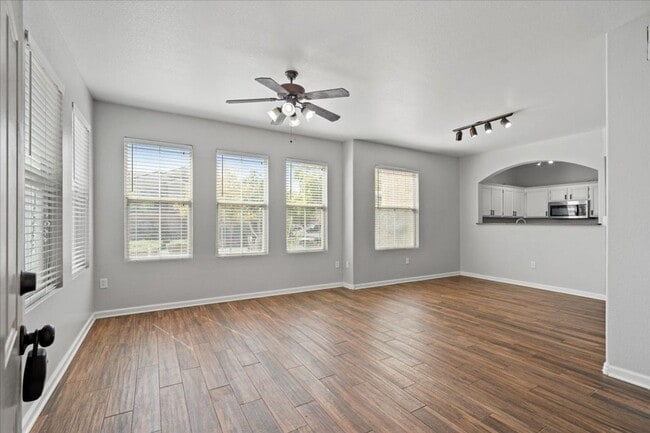 Building Photo - New Paint- 1 Bd Retreat, Community Pool, S...