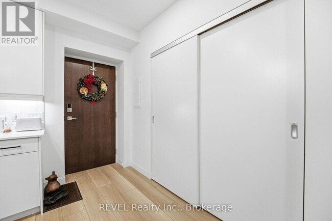 Building Photo - 118 West St