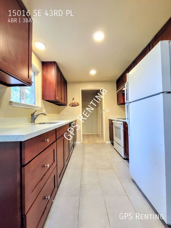 Foto del edificio - Beautiful Bed 4, Bath 1.5, home!