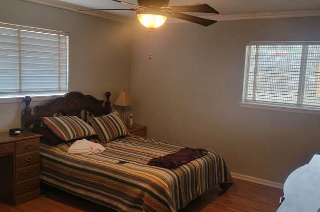 Foto del edificio - 10915 Mount Ida Dr