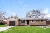 Primary Photo - 4810 N Kenmore Rd