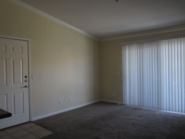 Building Photo - GORGEOUS CORONA CONDO