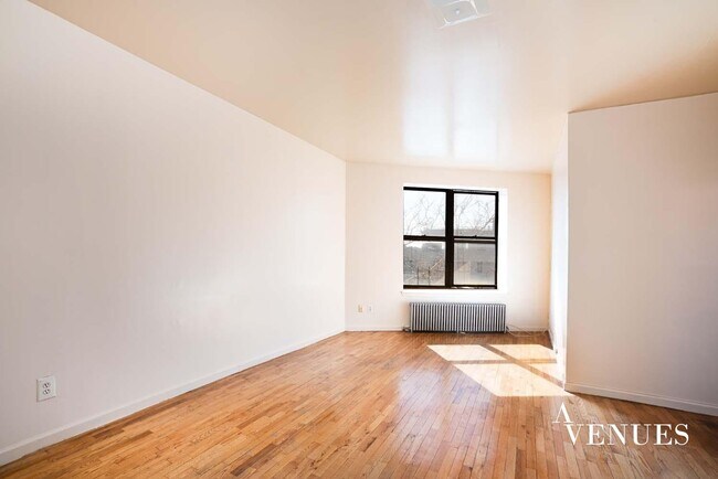 Foto del edificio - 1621 Eastern Pky