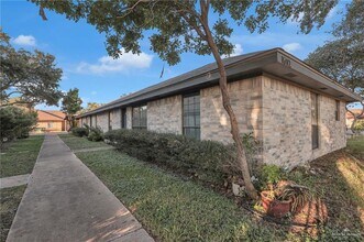 Building Photo - 1602 Avocet Ave W