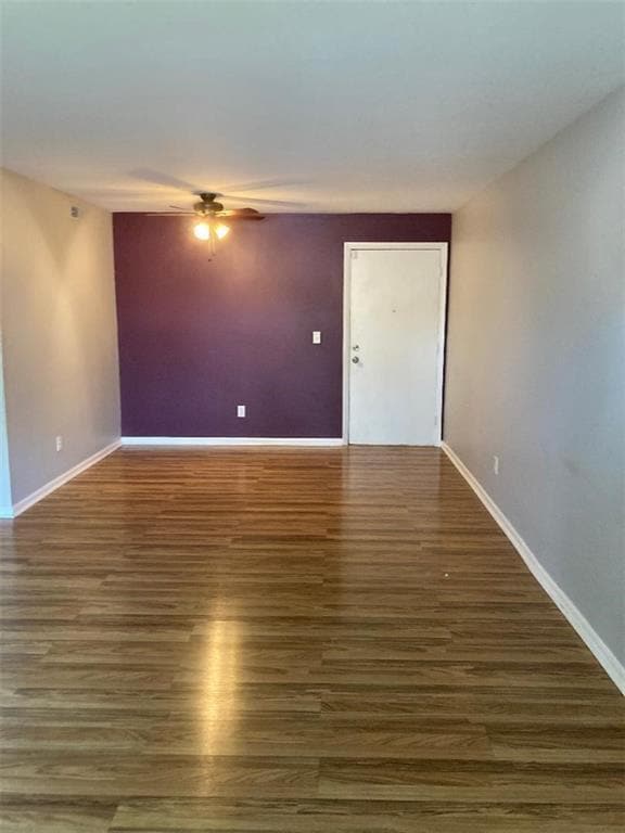 Foto del edificio - 1143 Hartford Ave