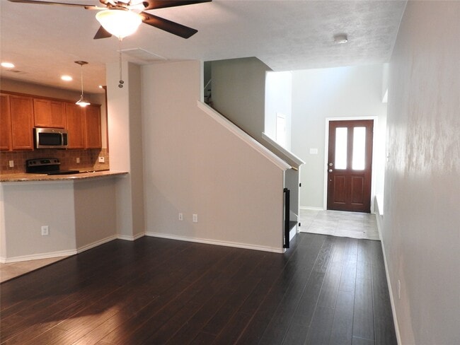 Building Photo - 3 Whitekirk Pl