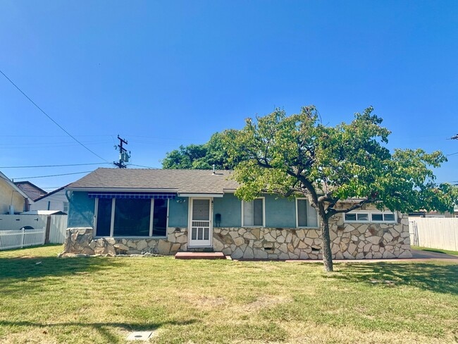 Building Photo - Lovely Home in Westminster for Rent -8451 ...