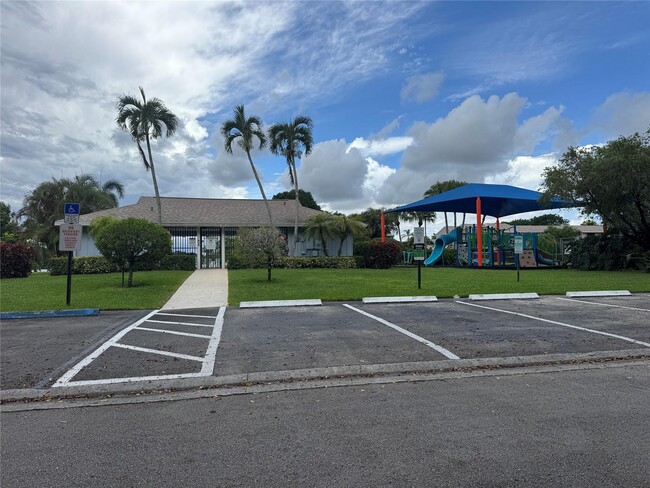 Building Photo - 16360 Water Way