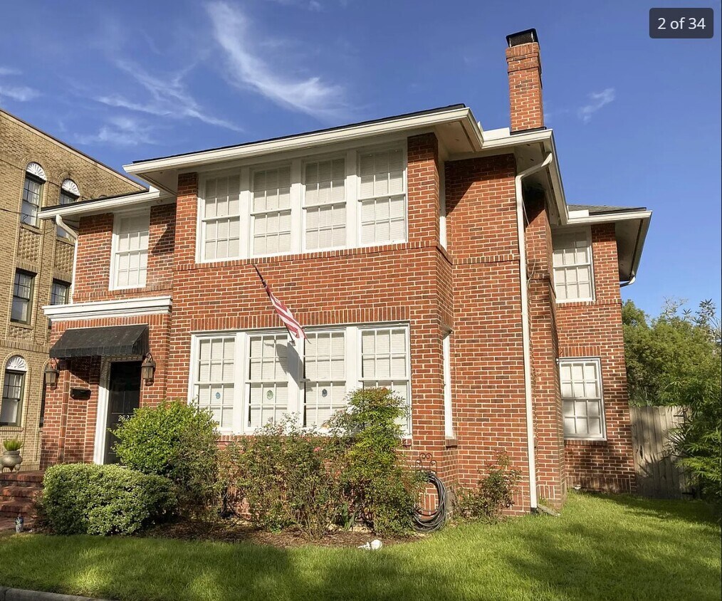 Foto principal - 2827 Herschel St