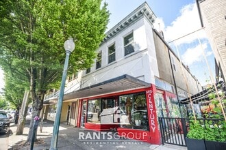 Building Photo - 512 4th Ave E