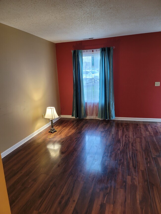 Living room - 159 Colts Foot Ct