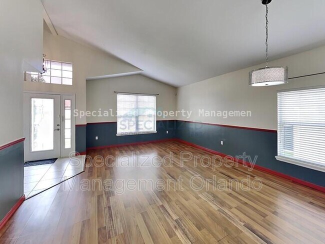 Foto del edificio - 979 Hacienda Cir
