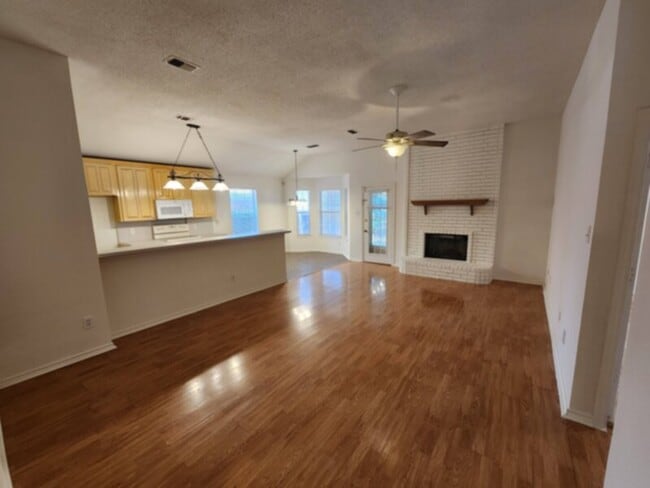 Building Photo - Nice Single Story Home in Keller off Burse...