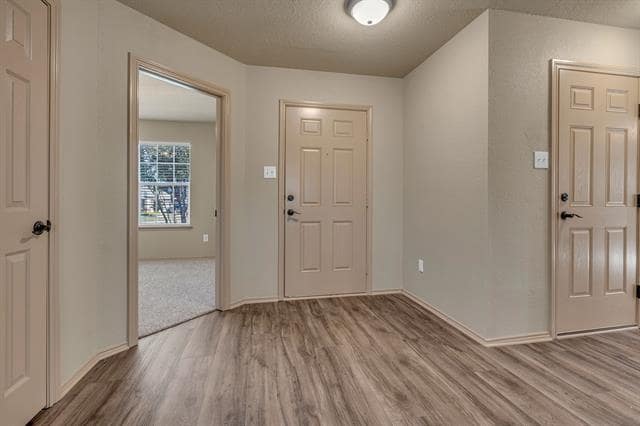 Building Photo - 10557 Rising Knoll Ln