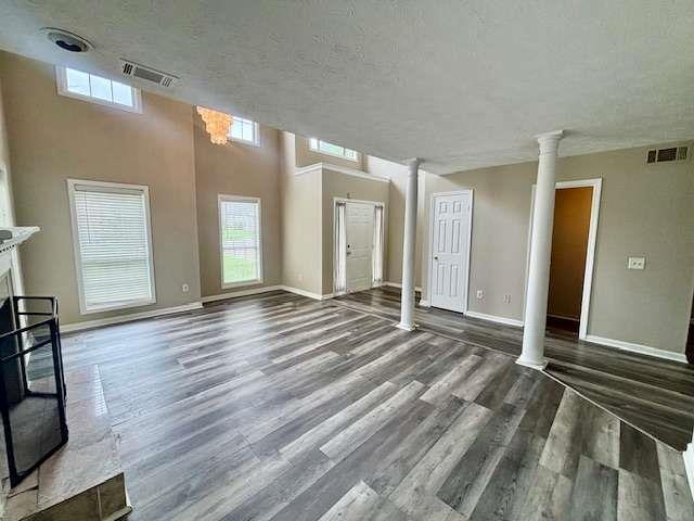 Foto del edificio - 3484 Shady Woods Cir