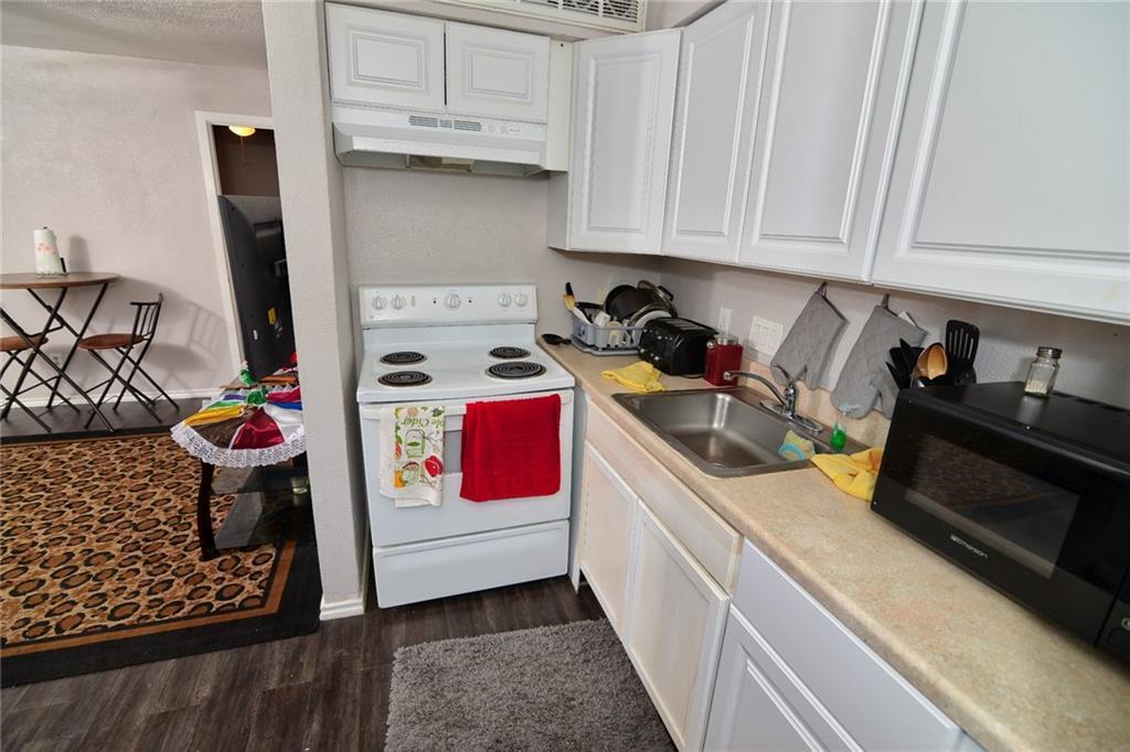 Foto principal - 1840 Burton Dr