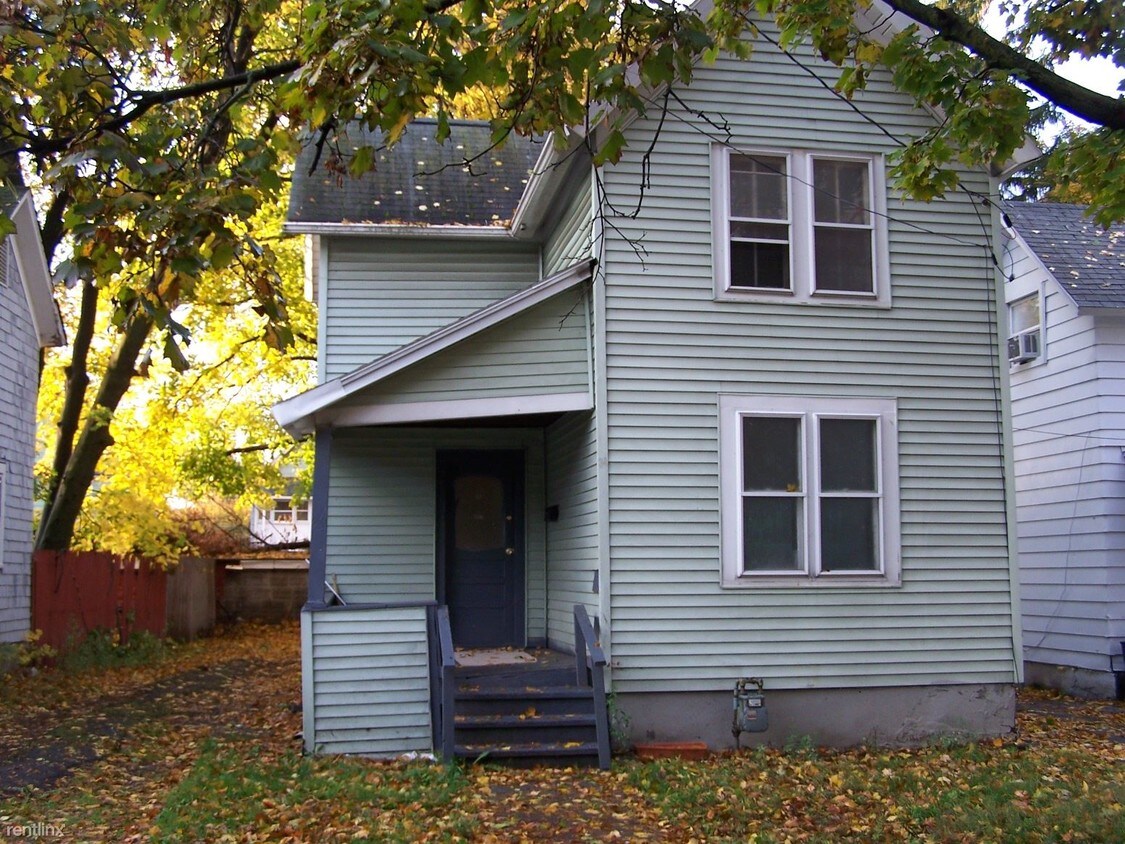Primary Photo - 34 Ogden St