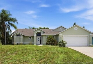 Building Photo - 107 Keystone Dr