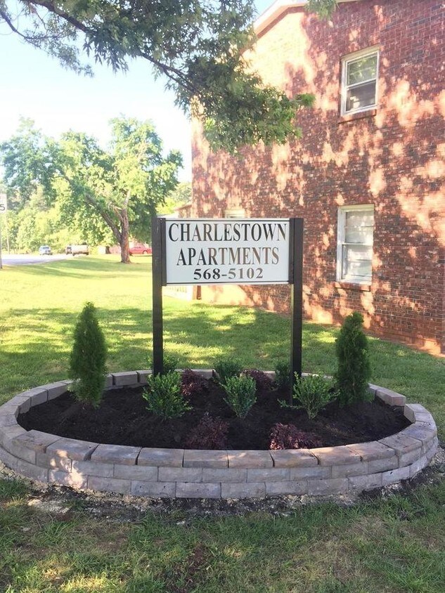 Primary Photo - Spacious studio near downtown Easley.