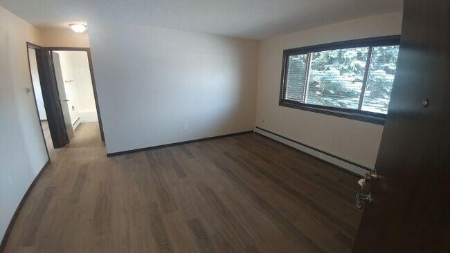Building Photo - 2 bedroom in Billings MT 59102