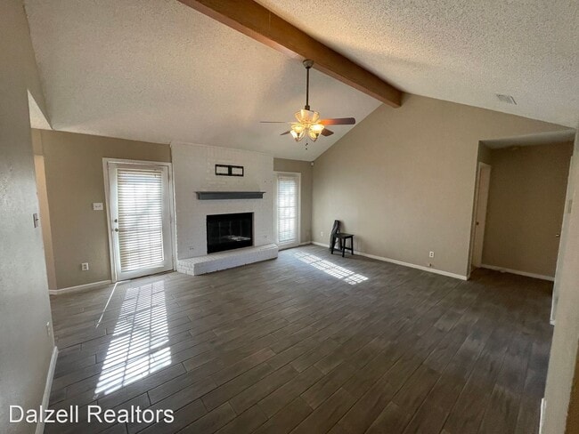 Building Photo - 3 br, 2 bath House - 1525 Seamans Way