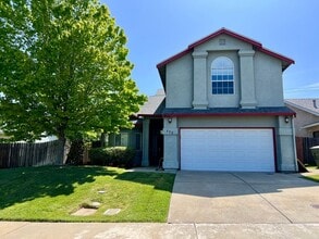 Building Photo - 110 Cottage Pl