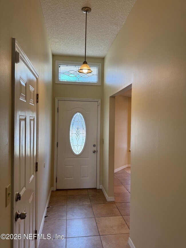 Building Photo - 6725 Newgate Cir E