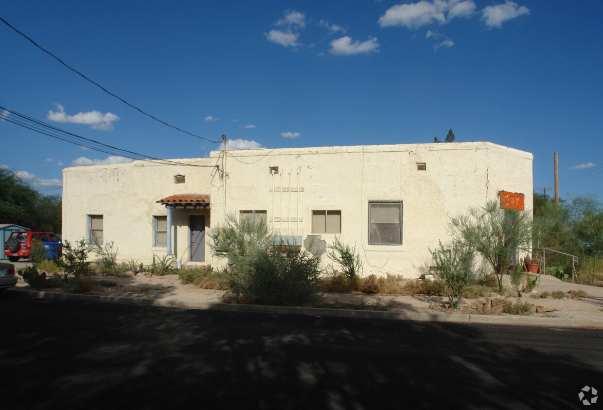 Foto del edificio - 198 W University Blvd