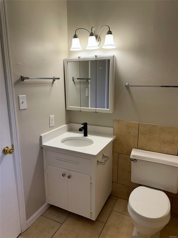 Building Photo - 113 Lori St