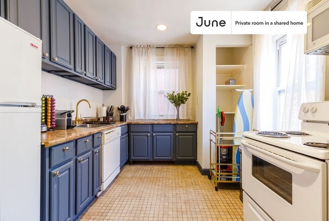Building Photo - Room in Shared 4 bed/1 bath home in Chelsea