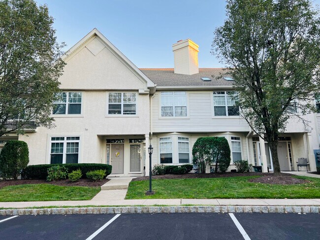 Foto del edificio - 305 Dresher Woods Dr