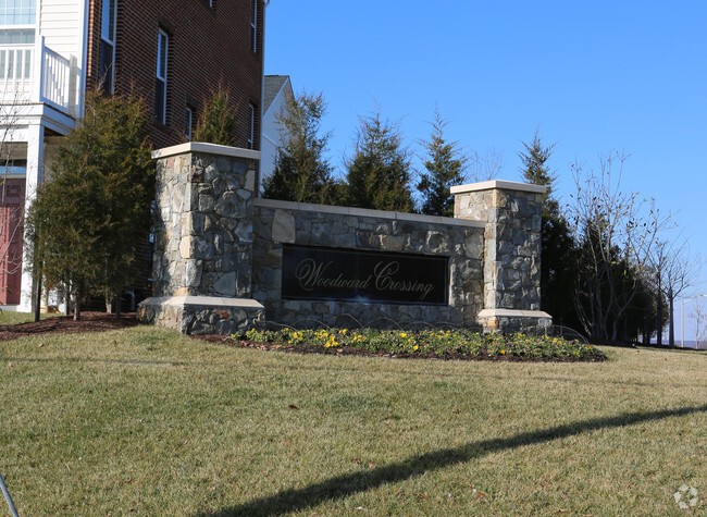 Foto del edificio - Woodward Crossing Townhomes