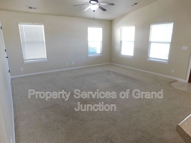 Foto del edificio - 1105 Alexander Ct