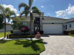 Building Photo - 12597 Vincenza Way
