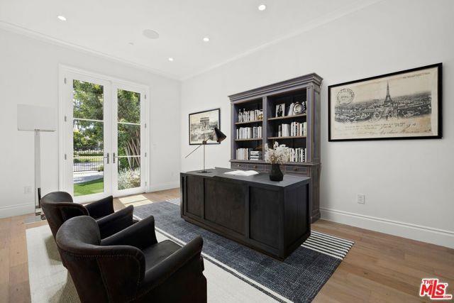 Foto del edificio - 722 N Camden Dr