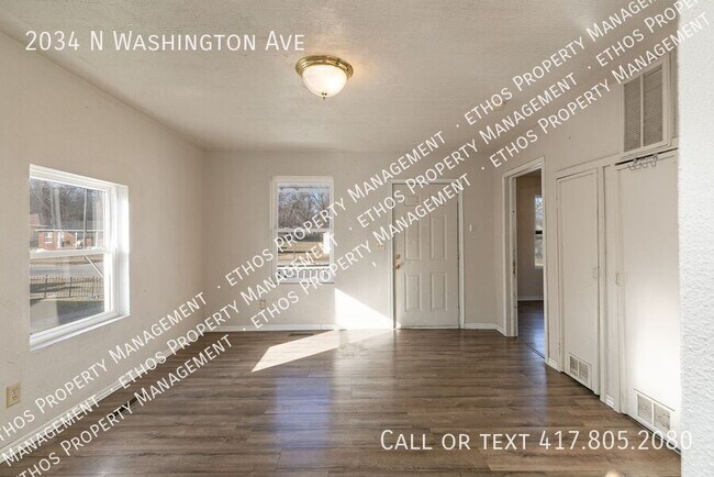 Foto del edificio - 2034 N Washington Ave