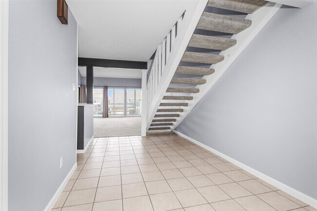 Foto del edificio - 50 April Point Dr S