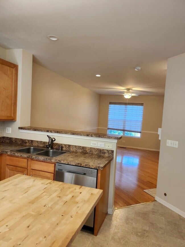 Building Photo - 228 Station Park Cir