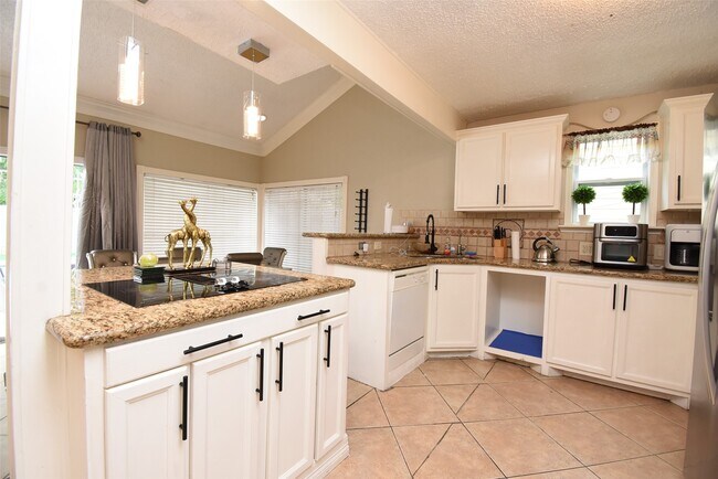 Foto del edificio - 7726 Miller Glen Ln