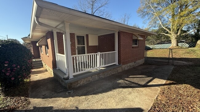 Building Photo - 249 Wayne Ave