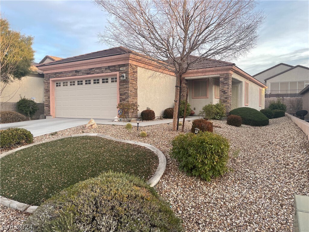 Primary Photo - 2485 Jade Sky St