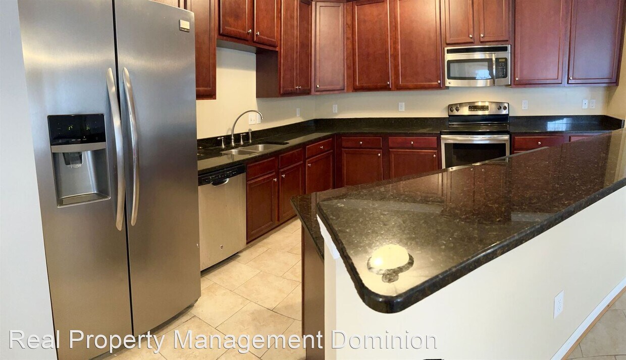 Foto principal - 3 br, 2.5 bath House - 367 Harvest St